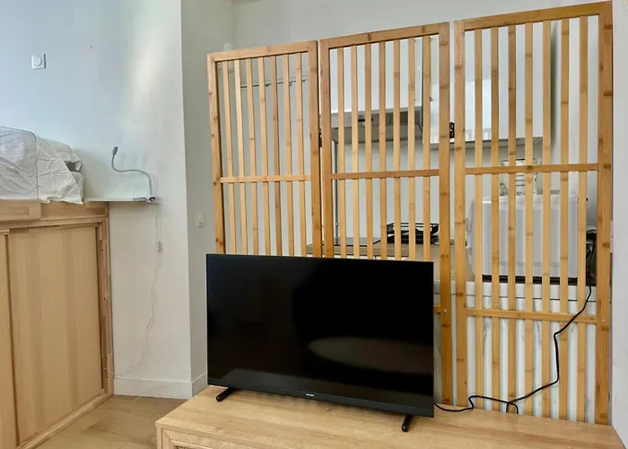 Sofia Confortable En Rdc Au Coeur De La De *